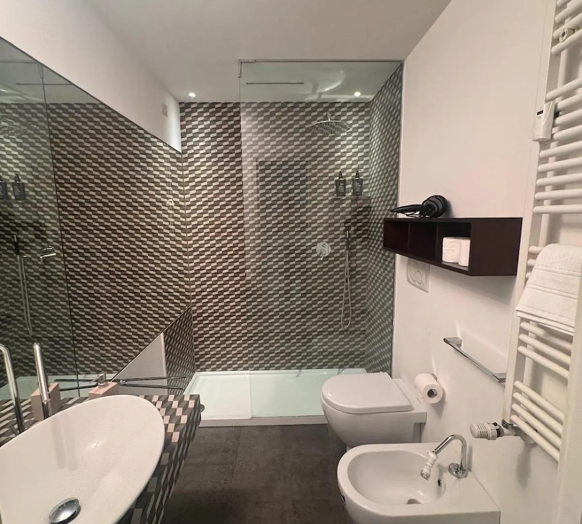 Apartment Residenza Labicana Few Steps From Colosseum